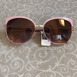 Laundry by DesignSunglasses